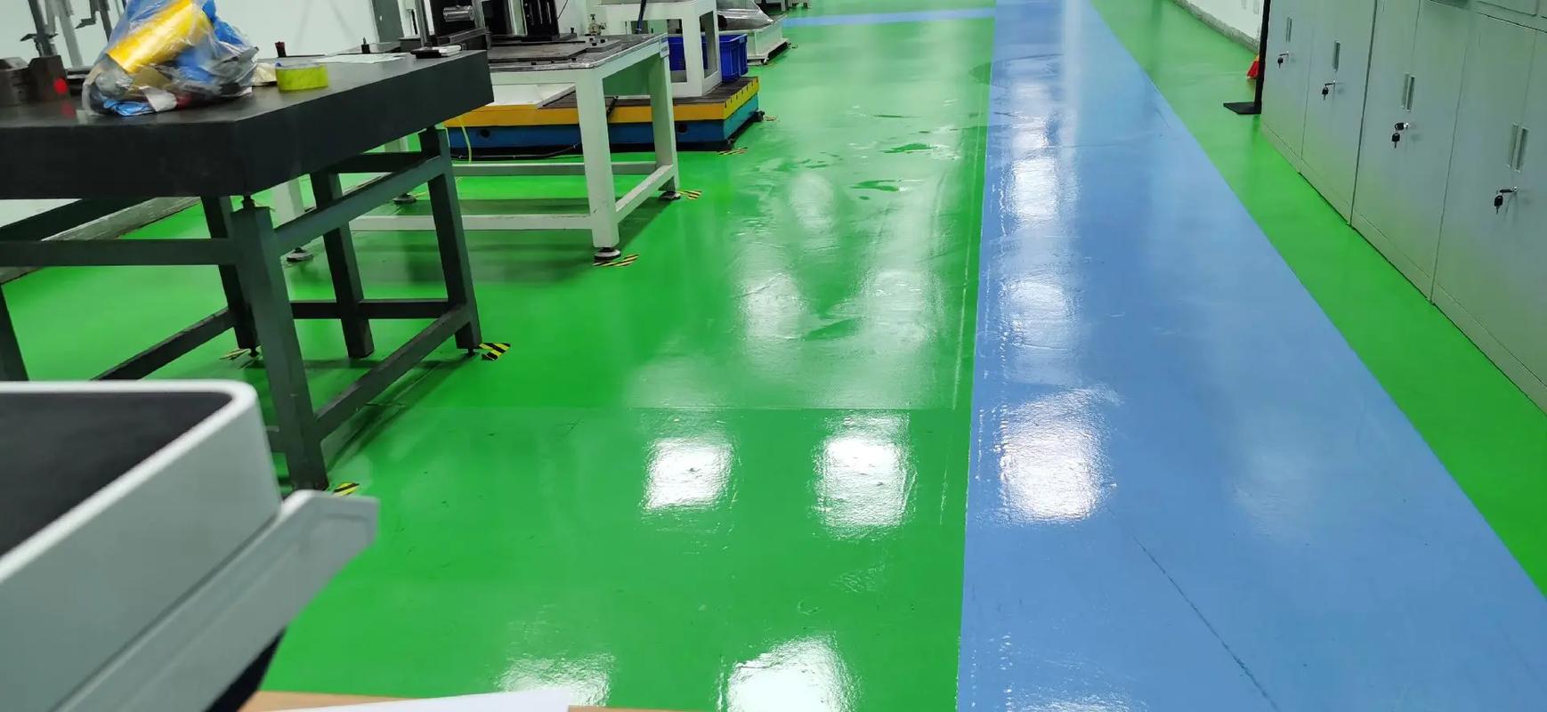 廠房車(chē)間塑膠地板清洗.